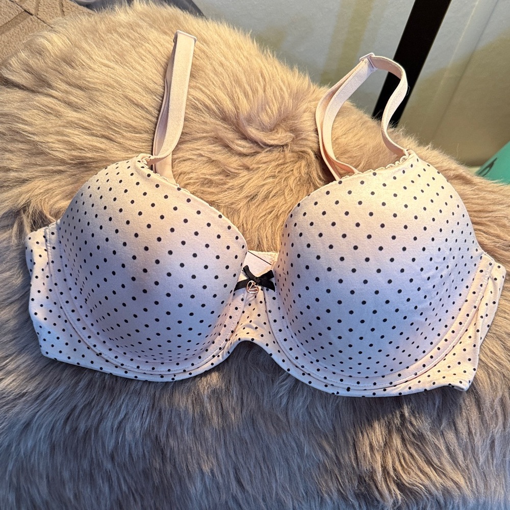 Victoria's Secret Body Light Pink Polka Dot T-Shirt Bra